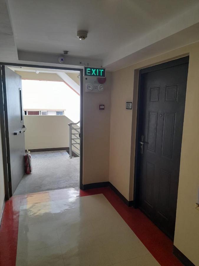 Paranaque City Lancris Residence מראה חיצוני תמונה